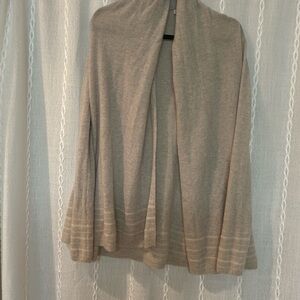 Elegant Beige Women's Cashmere Sweater